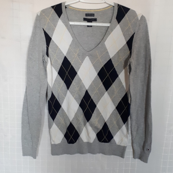 Tommy Hilfiger Long Sleeve Sweater - Picture 1 of 8